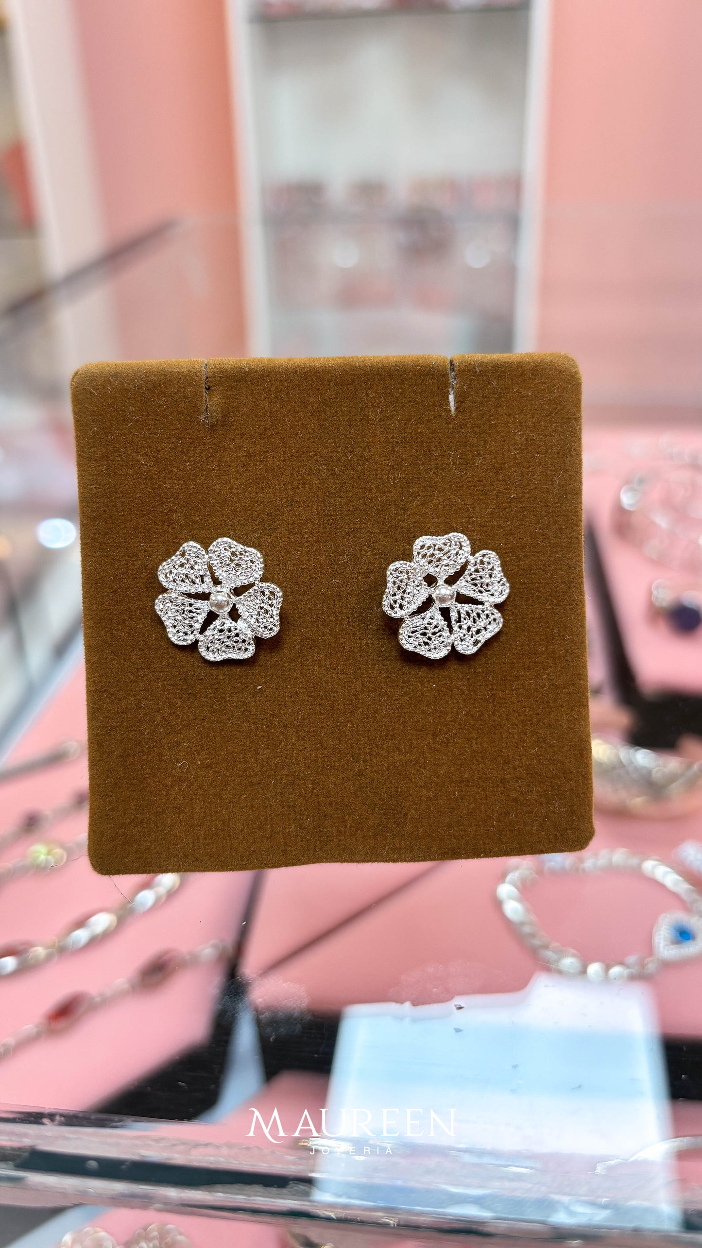 Arete flor 5 petalos cuadrados filigrana  - Plata