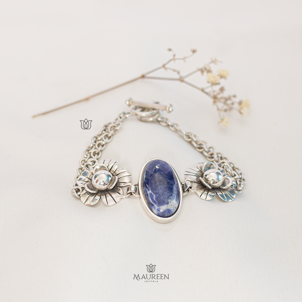 Pulsera lapiz lazuli con rosas - Plata quemada