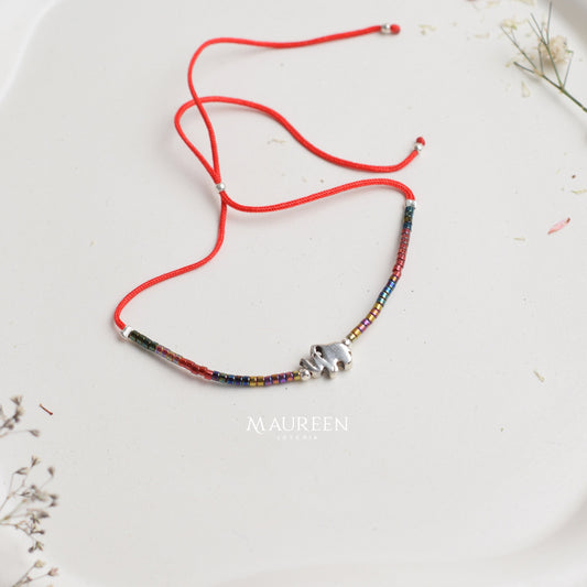 Pulsera miyuki hilo rojo elefante  - Plata