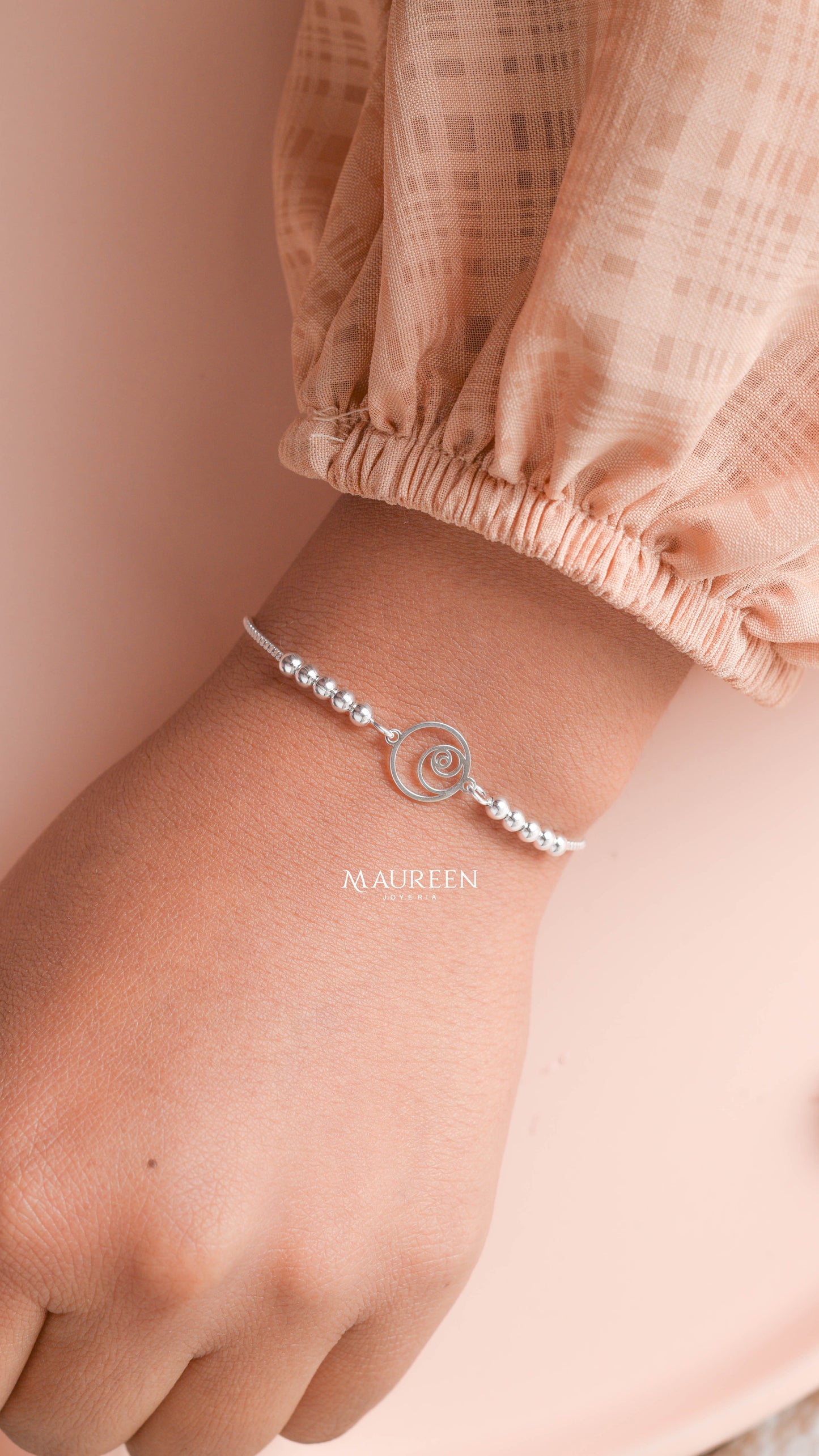 Pulsera regulable espiral con esferas - Plata